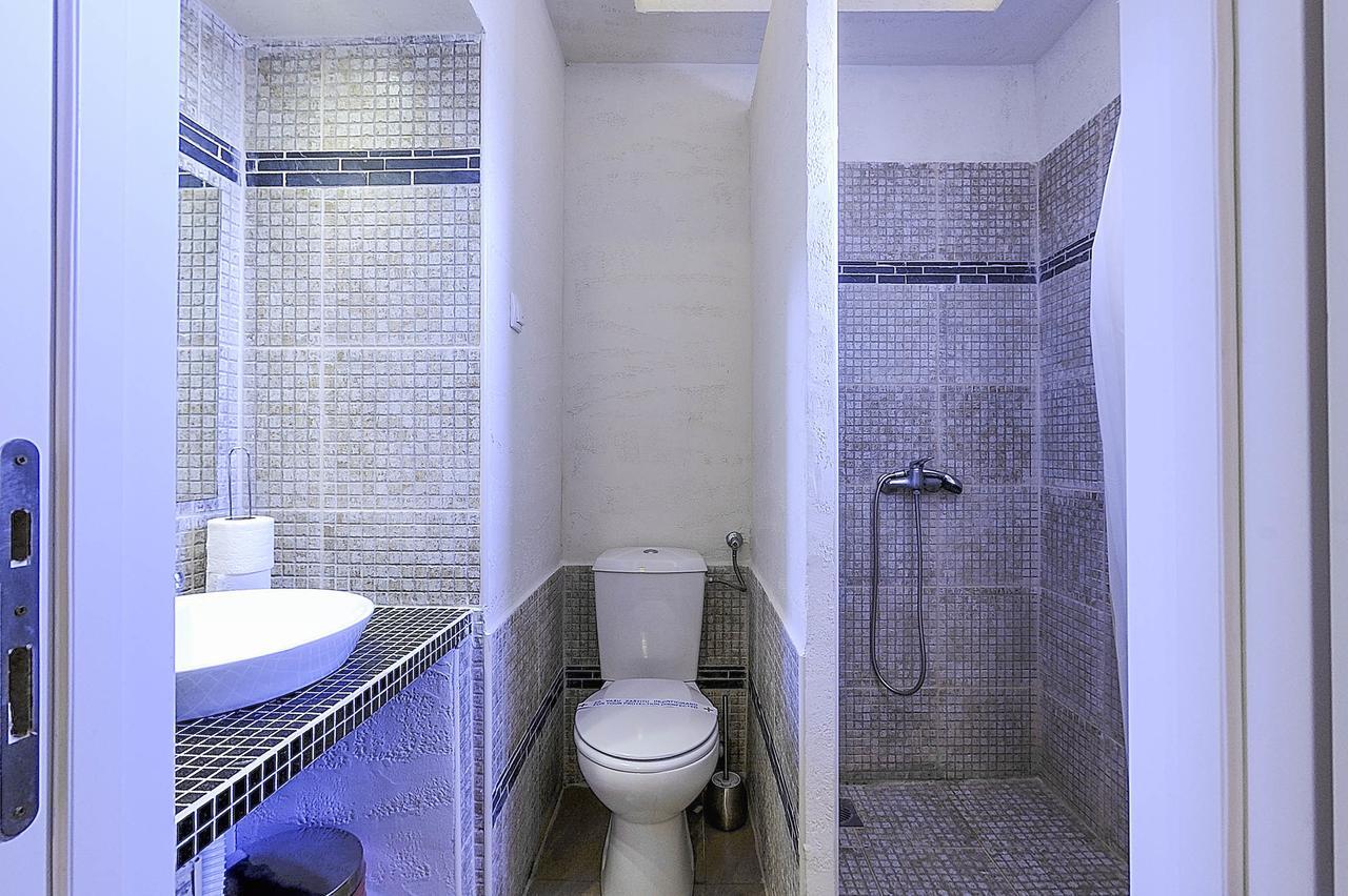 Vila Etna Hotel Ugrinovci  Kamer foto
